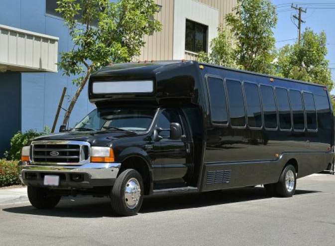 Party Bus Sheffield Lake, OH 